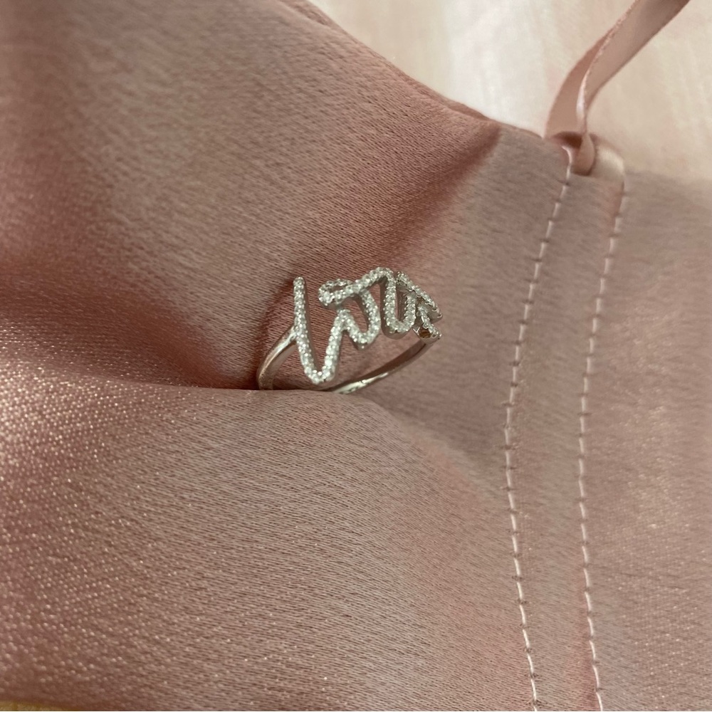 Sterling silver LOVE cute ring